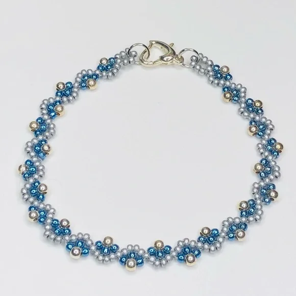 Blue Silver Gray Beaded Bracelet Thin Dainty Braided minimalist Heart NEW - Picture 6 of 6